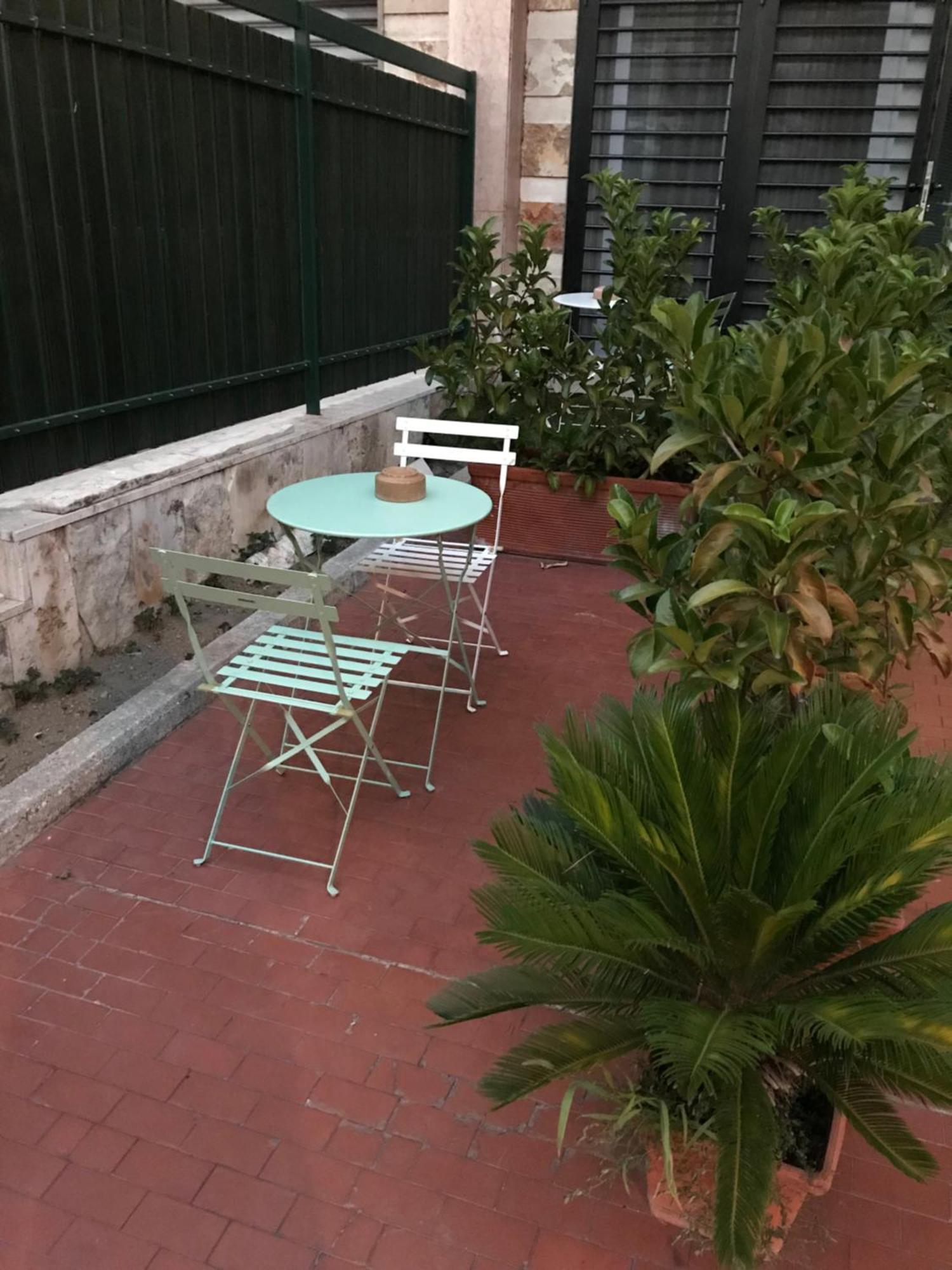 Domus Vesuvio Bed & Breakfast San Giorgio a Cremano Eksteriør bilde